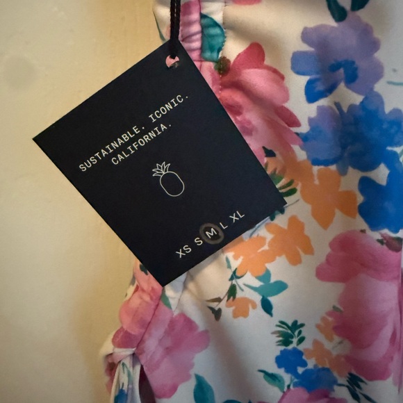 Brand New/With Tags Skatie Raye One Piece - Bouquet in Medium - Picture 3 of 3